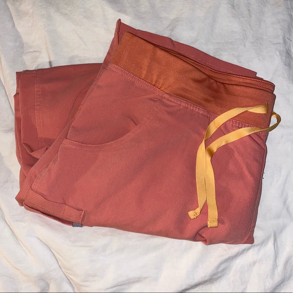 Figs Kade Cargo Scrub Pants